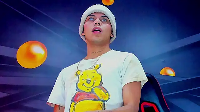 Snapshot of visaelX chatting on February 23, 2025, 11:55 am visaelX online show from February 23, 2025, 11:55 am