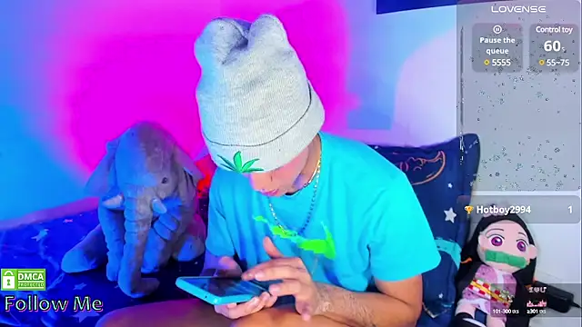 Snapshot of visaelX chatting on March 11, 2025, 12:50 pm visaelX online show from March 11, 2025, 12:50 pm