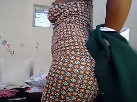 DarkBerry8 online show from October 24, 2025, 12:56 pm