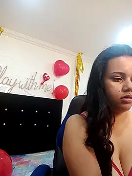  Miaaleon online show from February 7, 2025, 1:11 pm