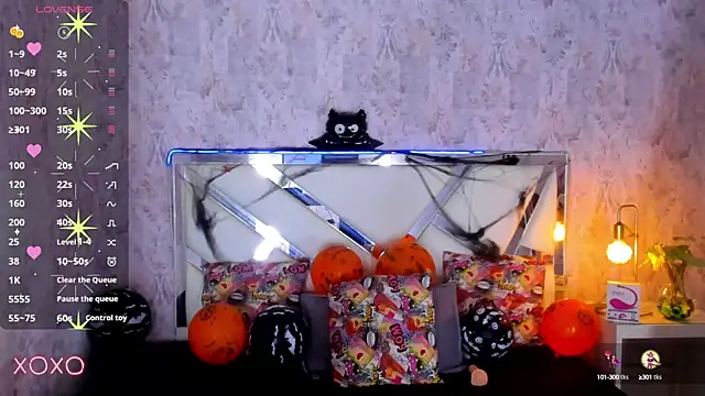 dominic thailor online show from October 7, 2025, 2:36 pm