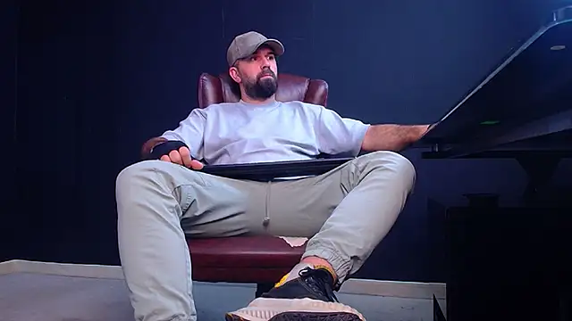 JackEthann online show from October 11, 2025, 4:44 am