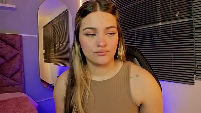 cattaleya    online show from December 3, 2024, 3:20 am