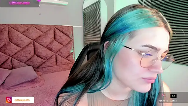 cattaleya    online show from January 8, 2025, 3:29 am