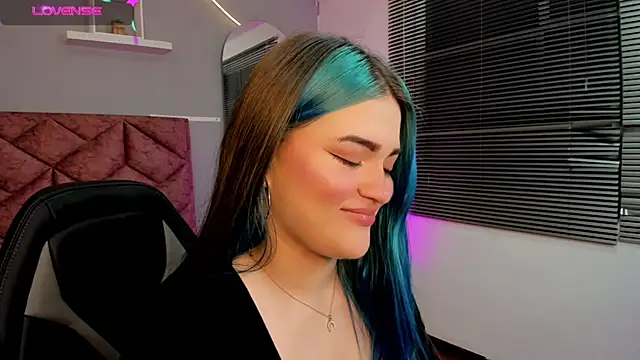 cattaleya    online show from January 29, 2025, 3:33 am