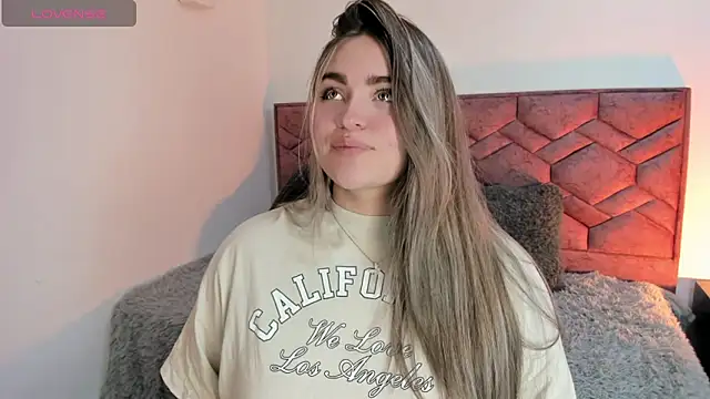 cattaleya    online show from September 10, 2025, 8:09 pm