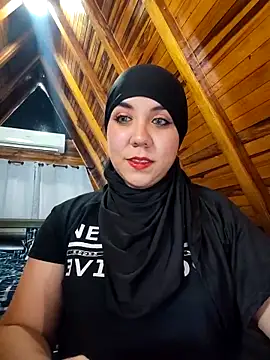 AmbarBurhan online show from February 9, 2026, 4:33 pm