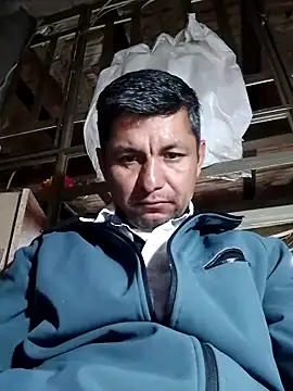 Snapshot of TattyFoxglove chatting on March 8, 2026, 5:39 pm TattyFoxglove online show from March 8, 2026, 5:39 pm