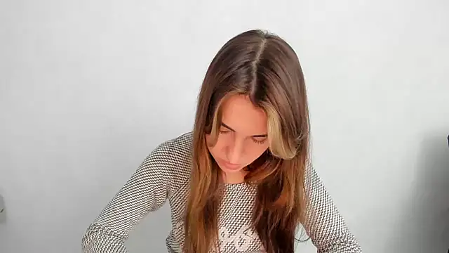 Summmmersky online show from February 11, 2025, 12:16 pm