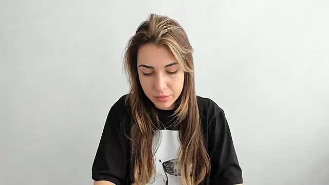 Summmmersky online show from March 15, 2025, 9:30 am