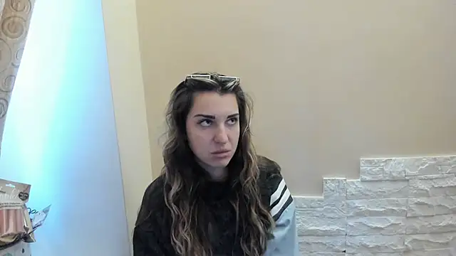 Summmmersky online show from January 6, 2026, 10:19 am