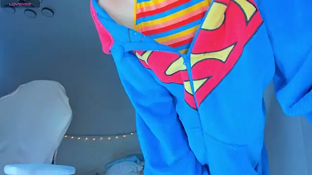 JennyWoody online show from January 8, 2026, 2:47 am