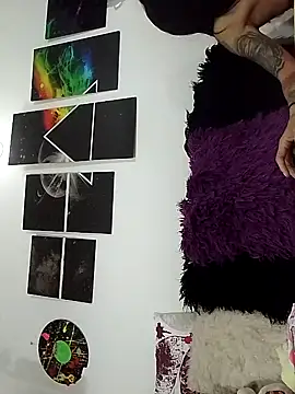 Snapshot of baby_liz01 chatting on October 5, 2025, 9:13 pm baby liz01 online show from October 5, 2025, 9:13 pm