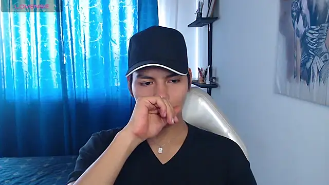 alanprince44 online show from January 13, 2025, 7:31 pm