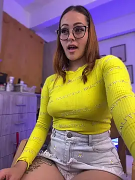 Snapshot of Miss-Abbii chatting on February 15, 2025, 11:25 pm Miss-Abbii online show from February 15, 2025, 11:25 pm