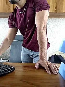 indianguy89 online show from April 2, 2026, 5:27 am