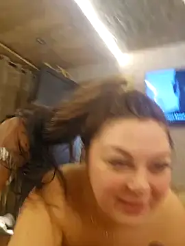 Britishbella online show from December 19, 2024, 10:53 pm