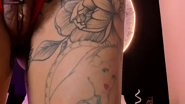 GinebraaFox  online show from March 4, 2025, 5:45 pm