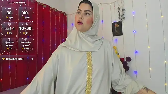 AishaAmin  online show from March 30, 2026, 12:28 pm