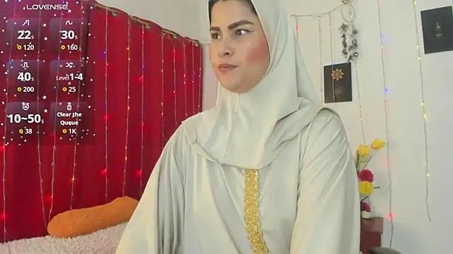 Snapshot of AishaAmin_ chatting on May 1, 2026, 12:10 pm AishaAmin online show from May 1, 2026, 12:10 pm