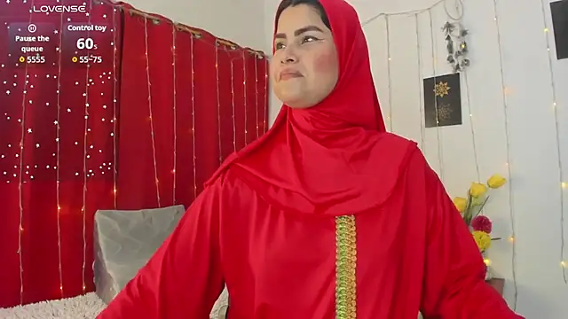 Snapshot of AishaAmin_ chatting on May 6, 2026, 12:10 pm AishaAmin online show from May 6, 2026, 12:10 pm