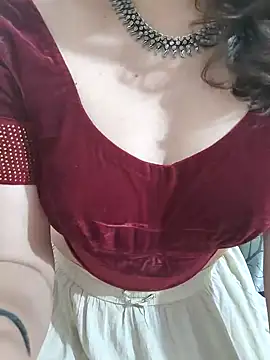 Brown Maxi online show from February 2, 2025, 9:40 am