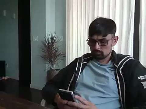 spence204011 online show from January 1, 2025, 6:38 pm