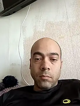 Entretener online show from October 26, 2025, 6:25 pm