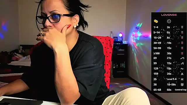 YourDreamLoverr online show from September 26, 2025, 11:31 pm