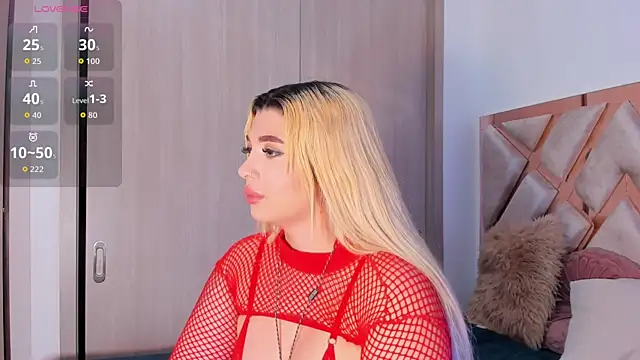 Snapshot of khloe__018 chatting on February 6, 2026, 10:07 am khloe 018 online show from February 6, 2026, 10:07 am