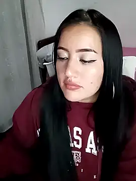 Snapshot of kirara_dirty chatting on February 15, 2025, 10:33 am kirara dirty online show from February 15, 2025, 10:33 am