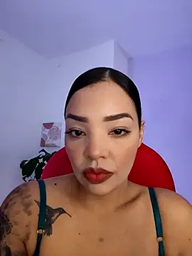 Sara LipsX online show from November 19, 2025, 2:00 am