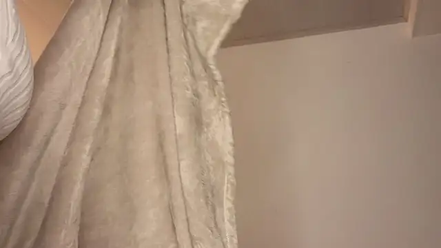 Snapshot of AtheneaRossi chatting on October 24, 2025, 11:50 am AtheneaRossi online show from October 24, 2025, 11:50 am