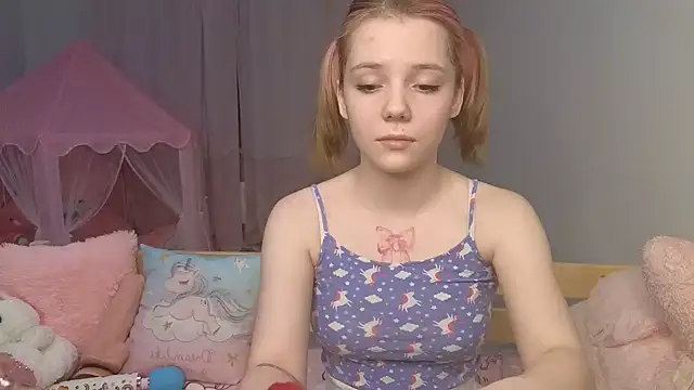 PrincessLittleKiki online show from February 17, 2026, 5:08 pm