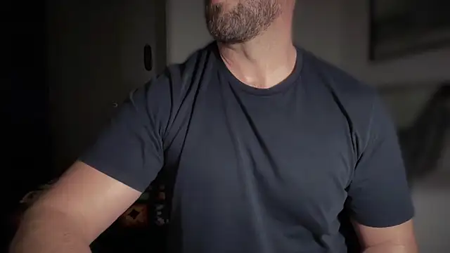 Mr Beef online show from October 12, 2025, 7:35 pm