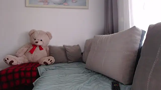  JustmeHere  online show from November 11, 2025, 8:25 am