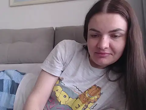  JustmeHere  online show from April 11, 2026, 6:51 am