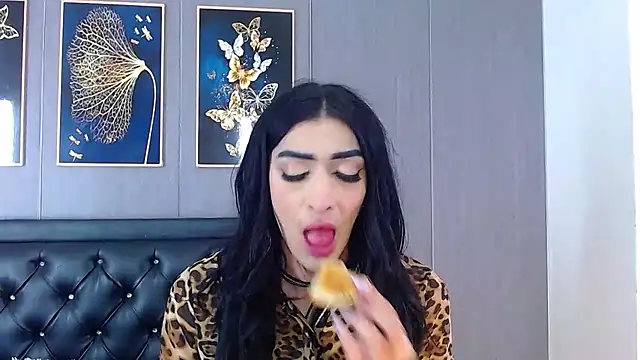 Evelynn sex  online show from December 11, 2024, 1:17 pm