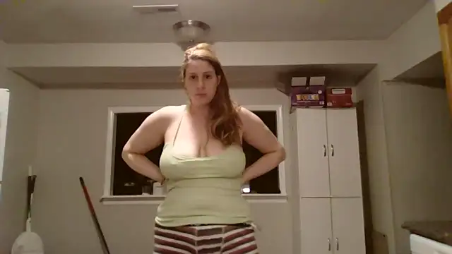 Snapshot of MsLG12301 chatting on February 14, 2025, 6:08 pm MsLG12301 online show from February 14, 2025, 6:08 pm