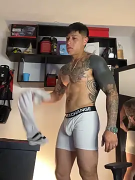 Snapshot of darmod chatting on September 26, 2025, 9:35 am darmod online show from September 26, 2025, 9:35 am