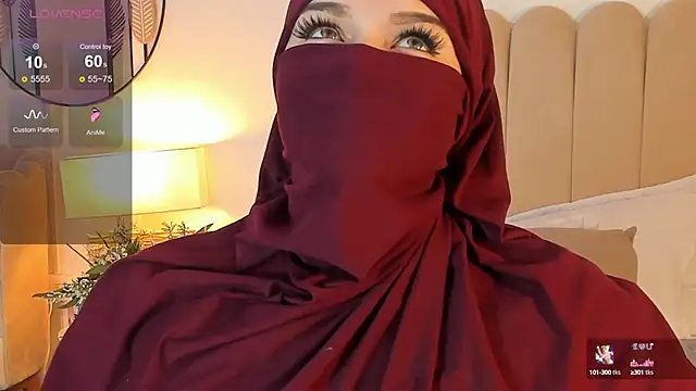 anna-henao online show from March 1, 2025, 1:29 pm