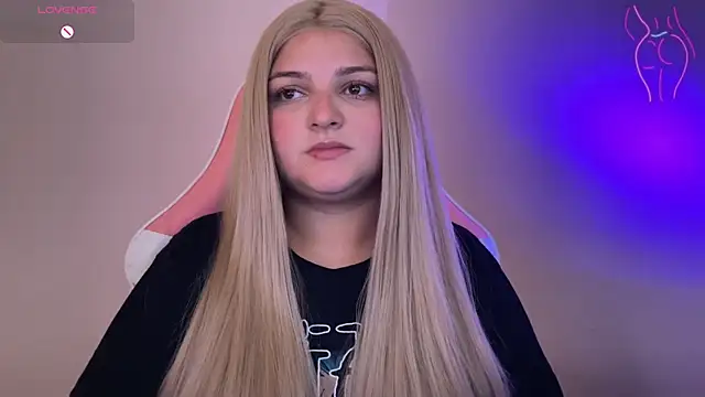 SweetPaige  online show from February 18, 2025, 5:10 pm