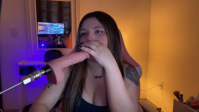 SweetPaige  online show from September 26, 2025, 5:50 pm