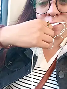 Celestte22 online show from November 10, 2025, 11:04 pm