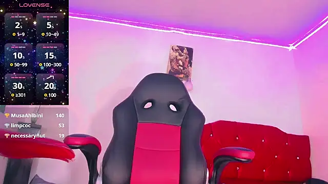 naomy  xx online show from January 23, 2025, 7:07 pm