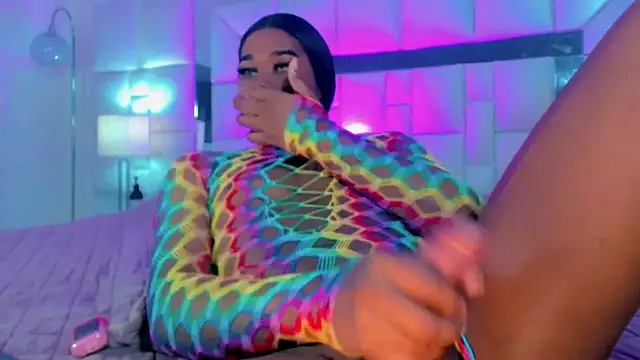 naomy  xx online show from March 17, 2025, 10:28 pm