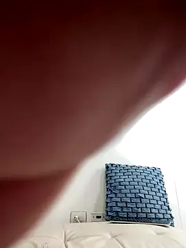 jamilaross online show from September 18, 2025, 8:55 pm