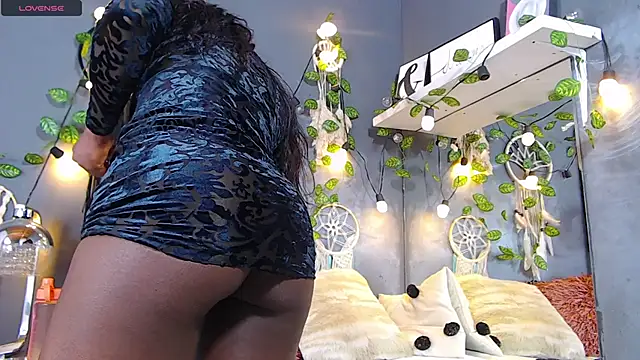 ItsVenuss online show from February 6, 2025, 5:09 pm