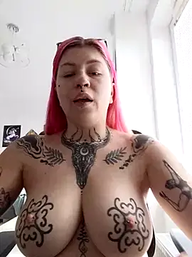 divine eve online show from September 15, 2025, 9:20 am