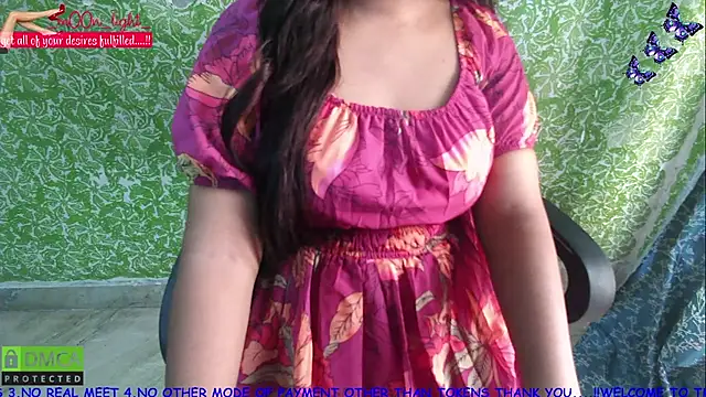  mOOn light  online show from September 29, 2025, 5:23 am